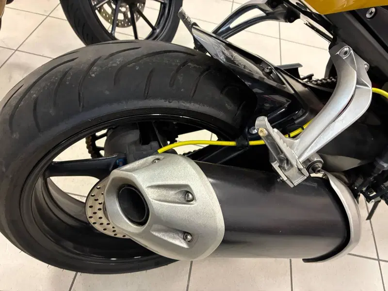 Yamaha FZ1 (2006 - 16) (5)