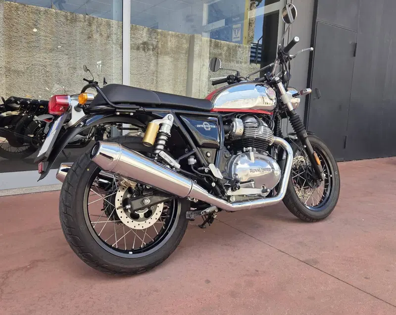 Royal Enfield Interceptor 650 (2021 - 26) (5)