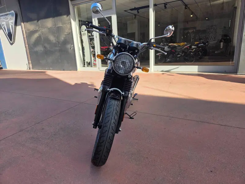 Royal Enfield Interceptor 650 (2021 - 26) (12)