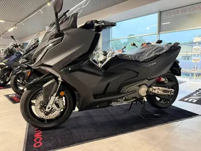 Kymco AK 575 Premium (2025 - 26) nuova