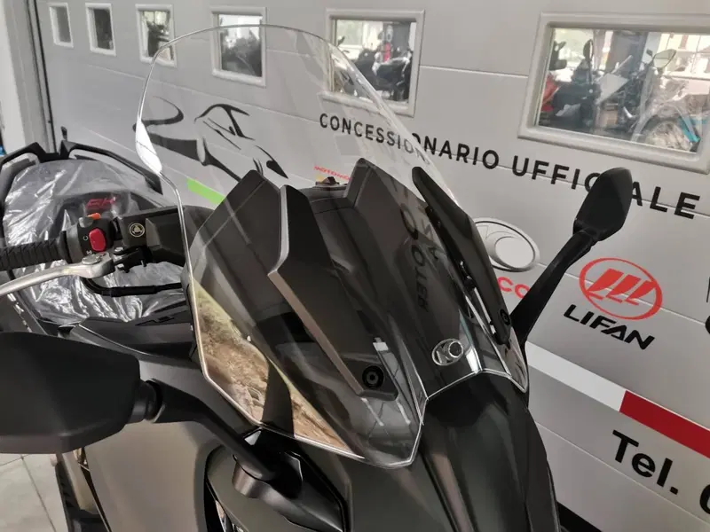 Kymco AK 575 Premium (2025 - 26) (9)