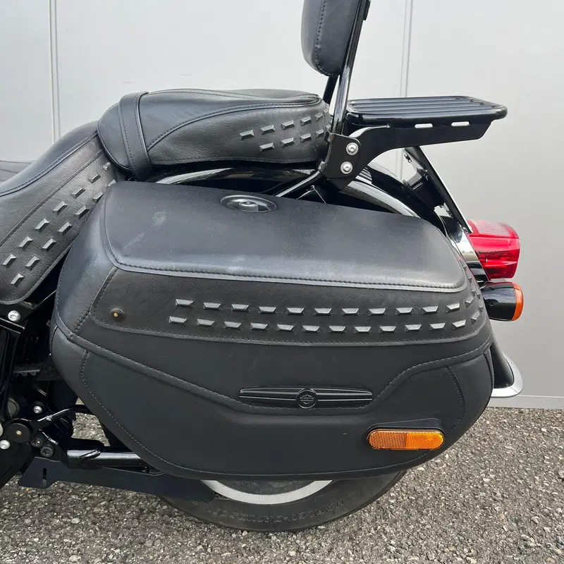 Harley-Davidson Heritage Classic (2021 - 24) (21)
