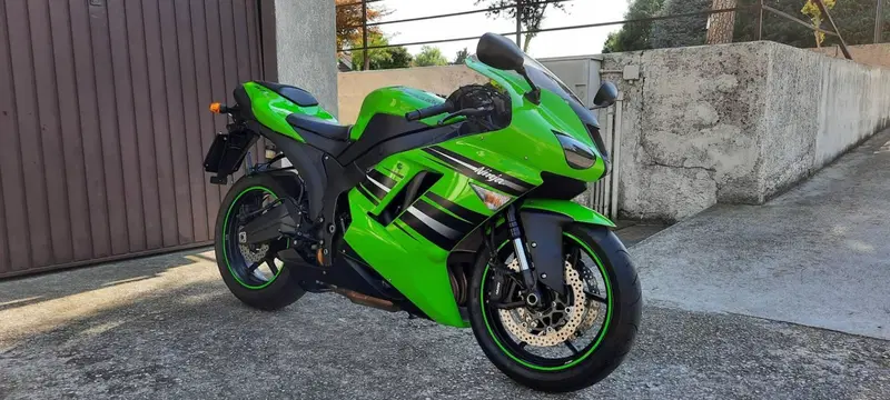 Kawasaki Ninja 600 ZX-6R (2007 - 08) (2)