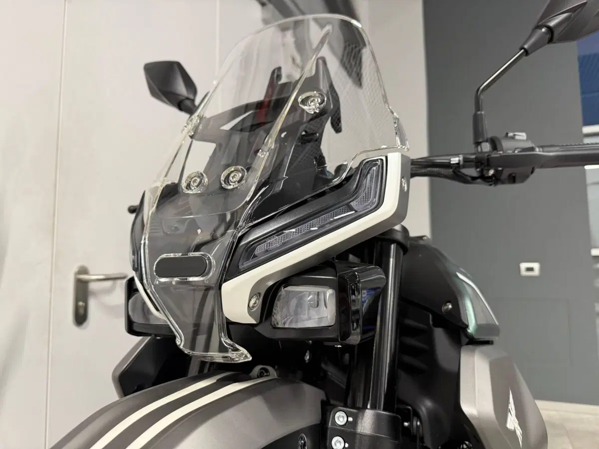 Moto Morini Allthrike 450 (2025 - 26) (6)