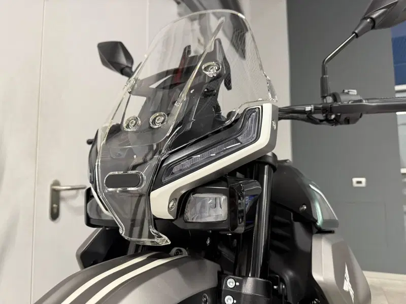 Moto Morini Allthrike 450 (2025 - 26) (6)
