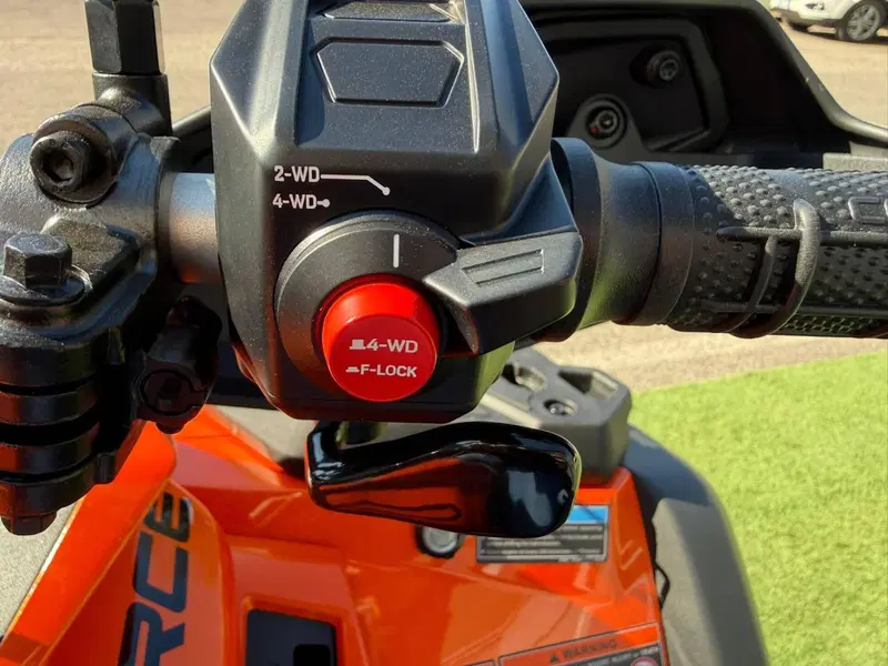 CFMOTO CFORCE 850XC Passo Lungo (2023 - 26) (17)