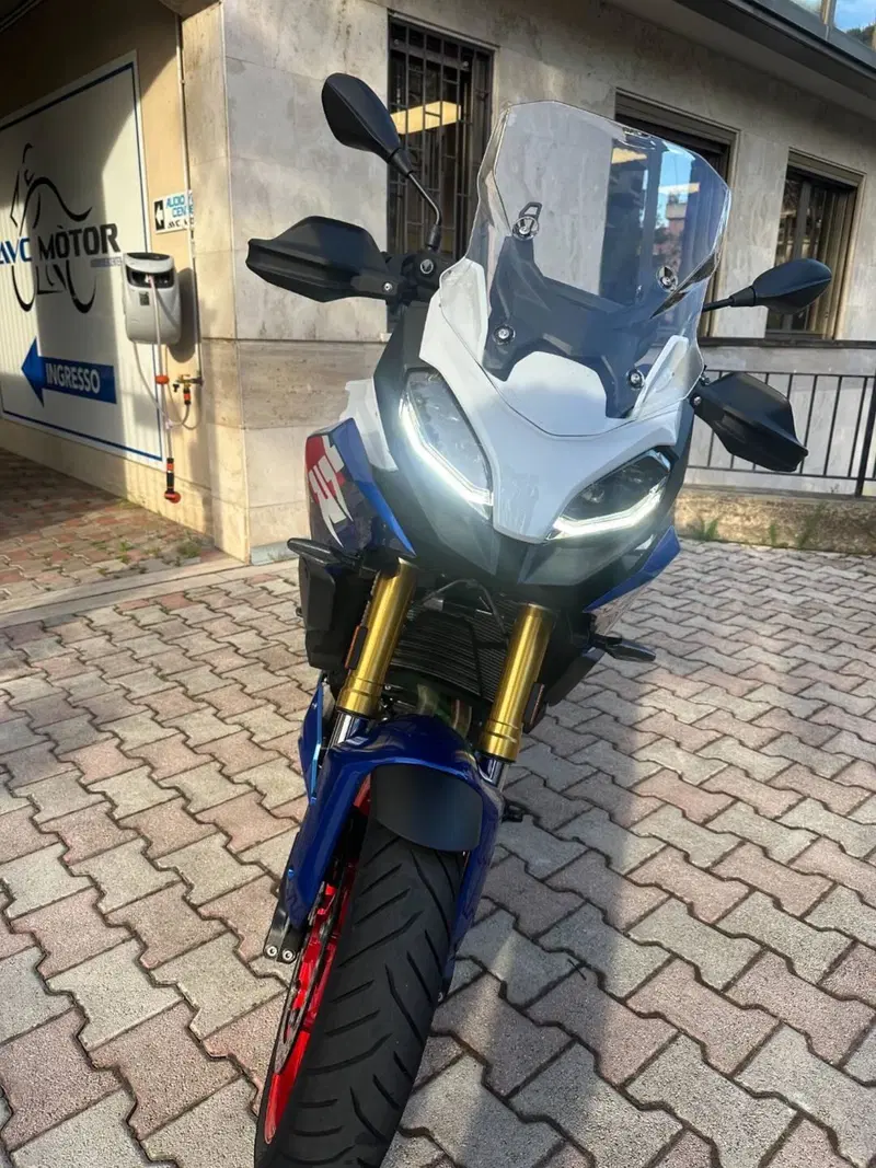 Bmw F 900 XR (2025 - 26) (2)