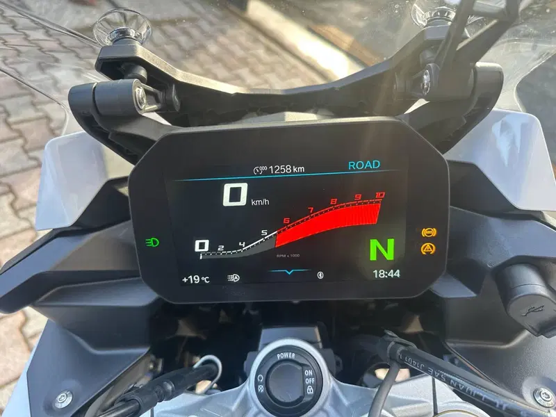 Bmw F 900 XR (2025 - 26) (7)