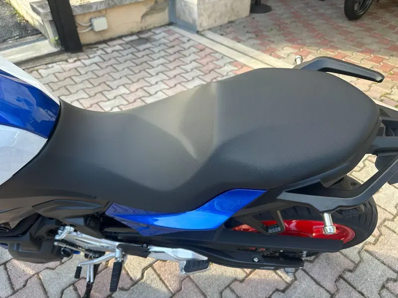 Bmw F 900 XR (2025 - 26) (10)