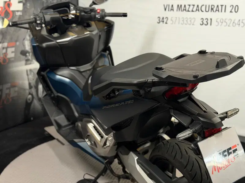 Honda Forza 750 DCT (2021 - 24) (10)