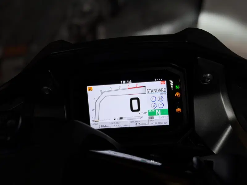 Honda Forza 750 DCT (2021 - 24) (12)