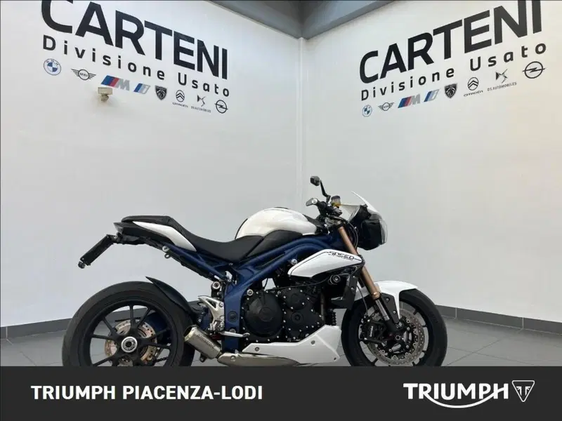 Triumph Speed Triple 1050 (2011 - 13)