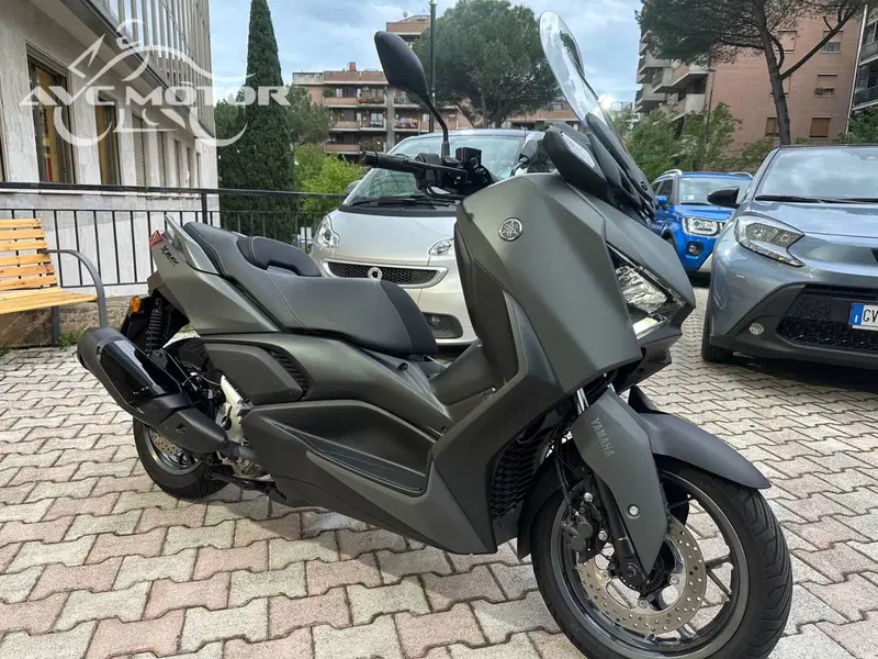 Yamaha X-Max 300 (2025 - 26)