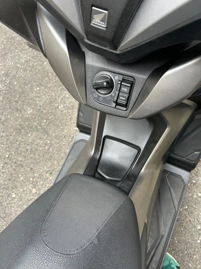 Honda Forza 350 (2022 - 24) (6)