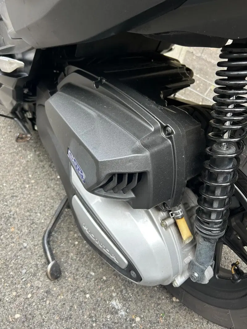 Honda Forza 350 (2022 - 24) (8)