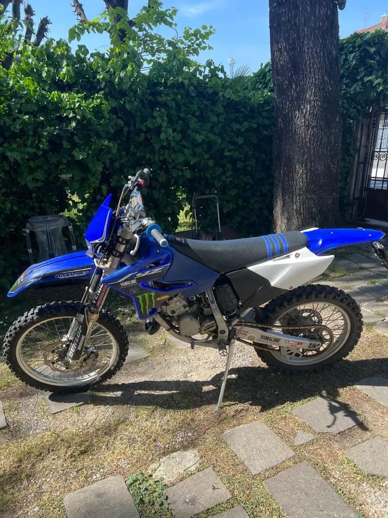 Yamaha YZ 125 (2006) (6)