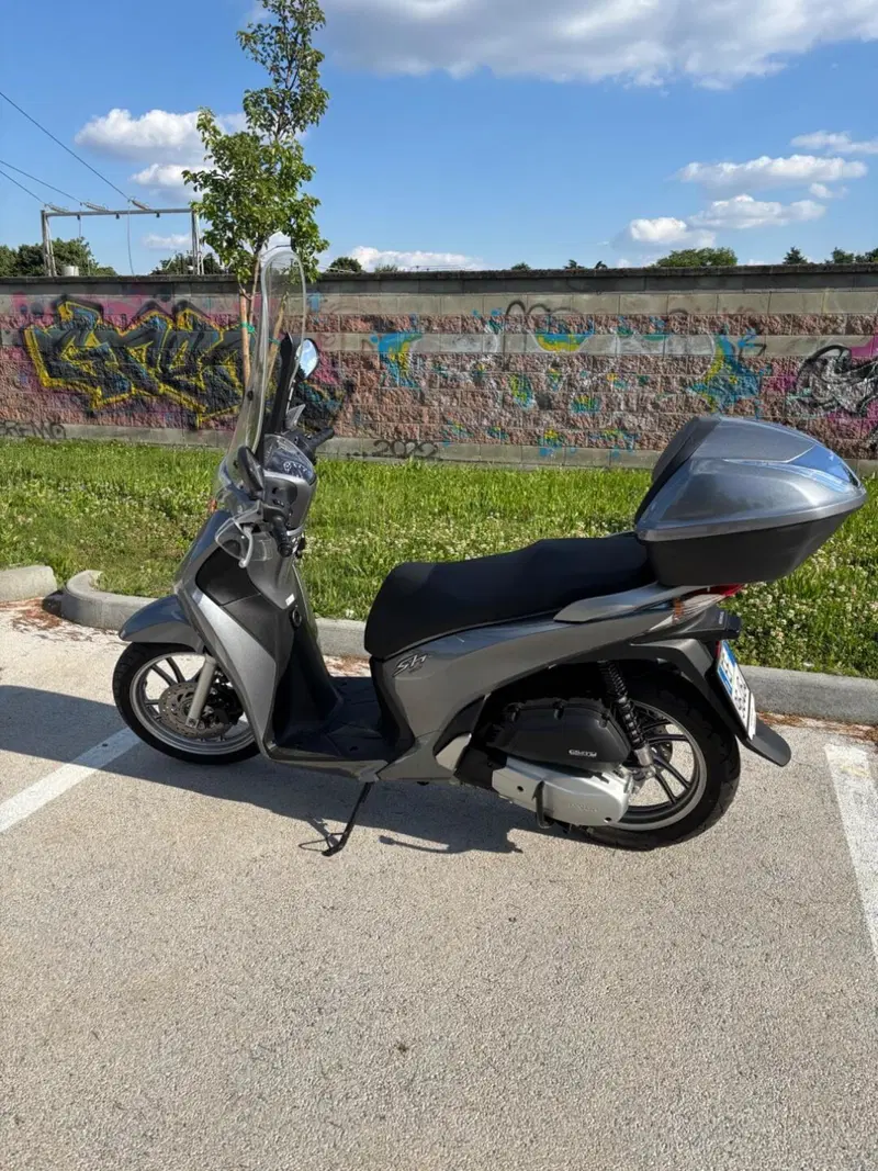 Honda SH 150i ABS (2013 - 16) (2)