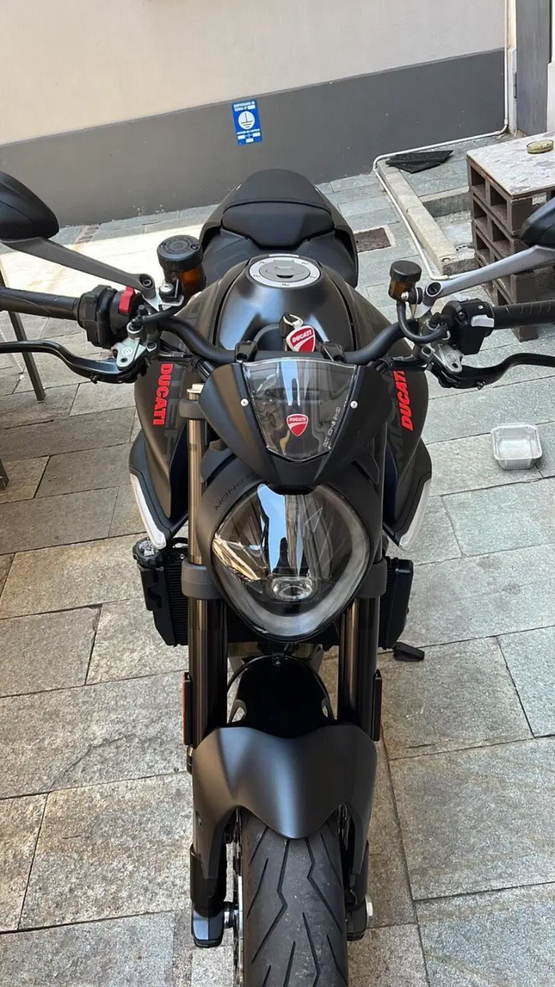Ducati Monster 937 (2021 - 25) (3)