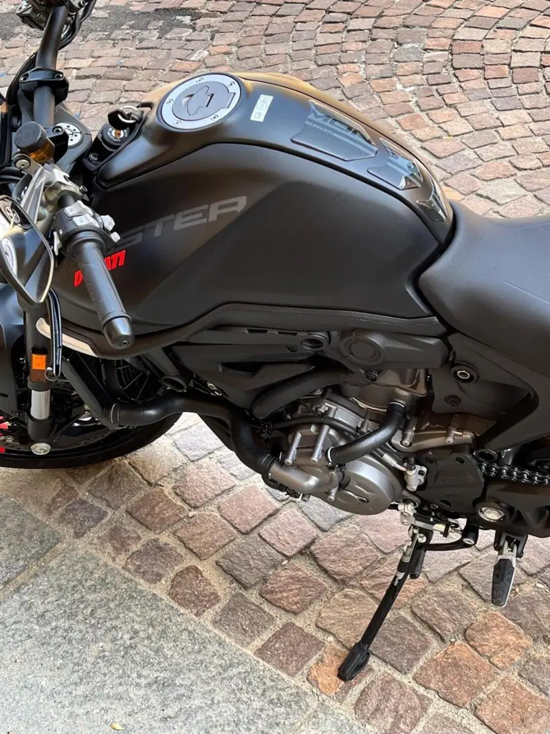Ducati Monster 937 (2021 - 25) (8)