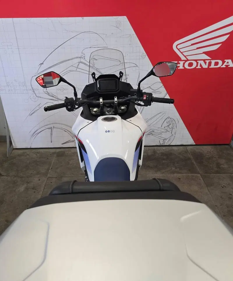 Honda Transalp XL750 (2025) (3)