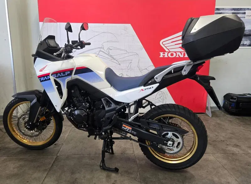 Honda Transalp XL750 (2025) (5)