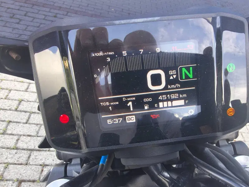 Yamaha MT-09 (2021 - 23) (7)
