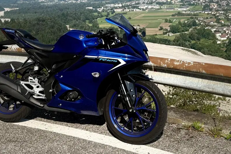 Yamaha YZF R125 (2023 - 26) (4)