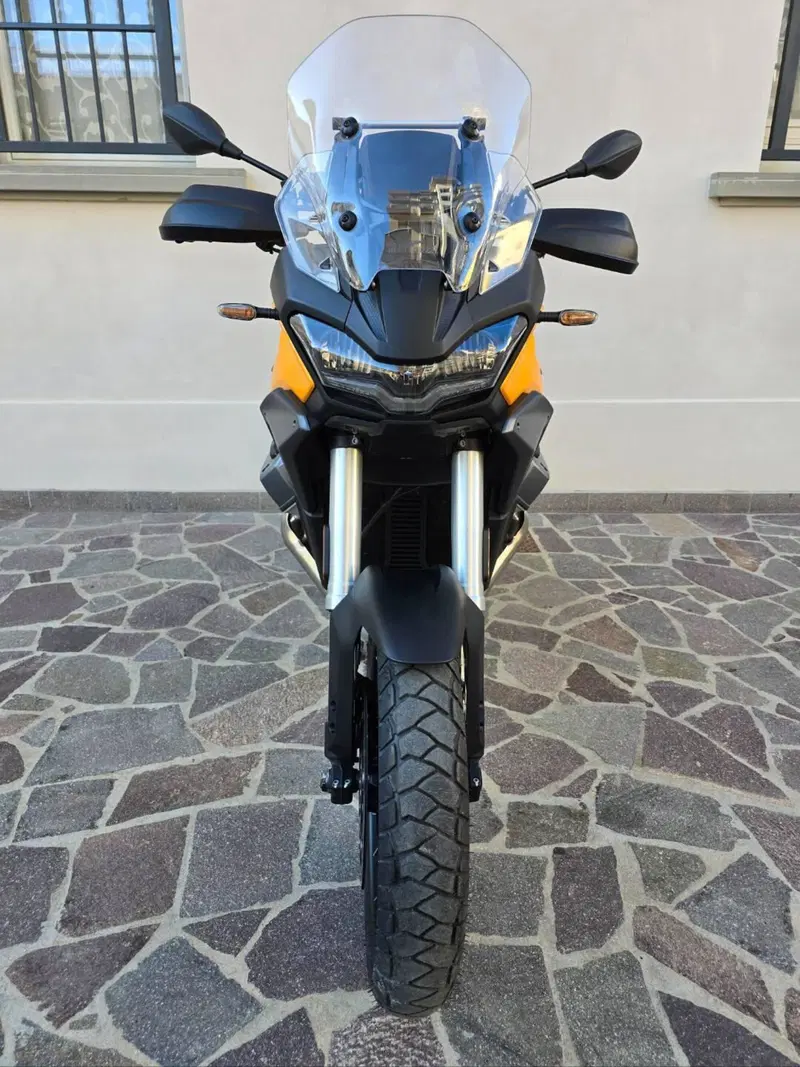 Moto Guzzi Stelvio (2024 - 26) (2)