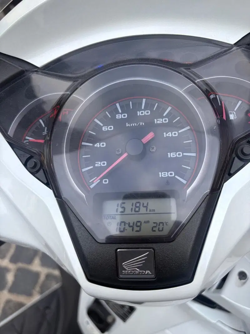 Honda SH 300 i ABS (2016 - 20) (2)