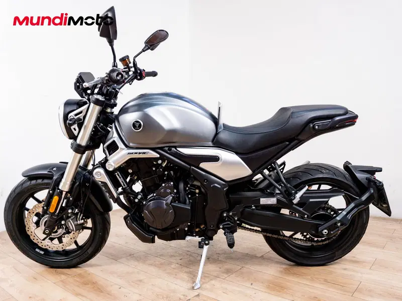 Voge Brivido 500 R (2020) (6)