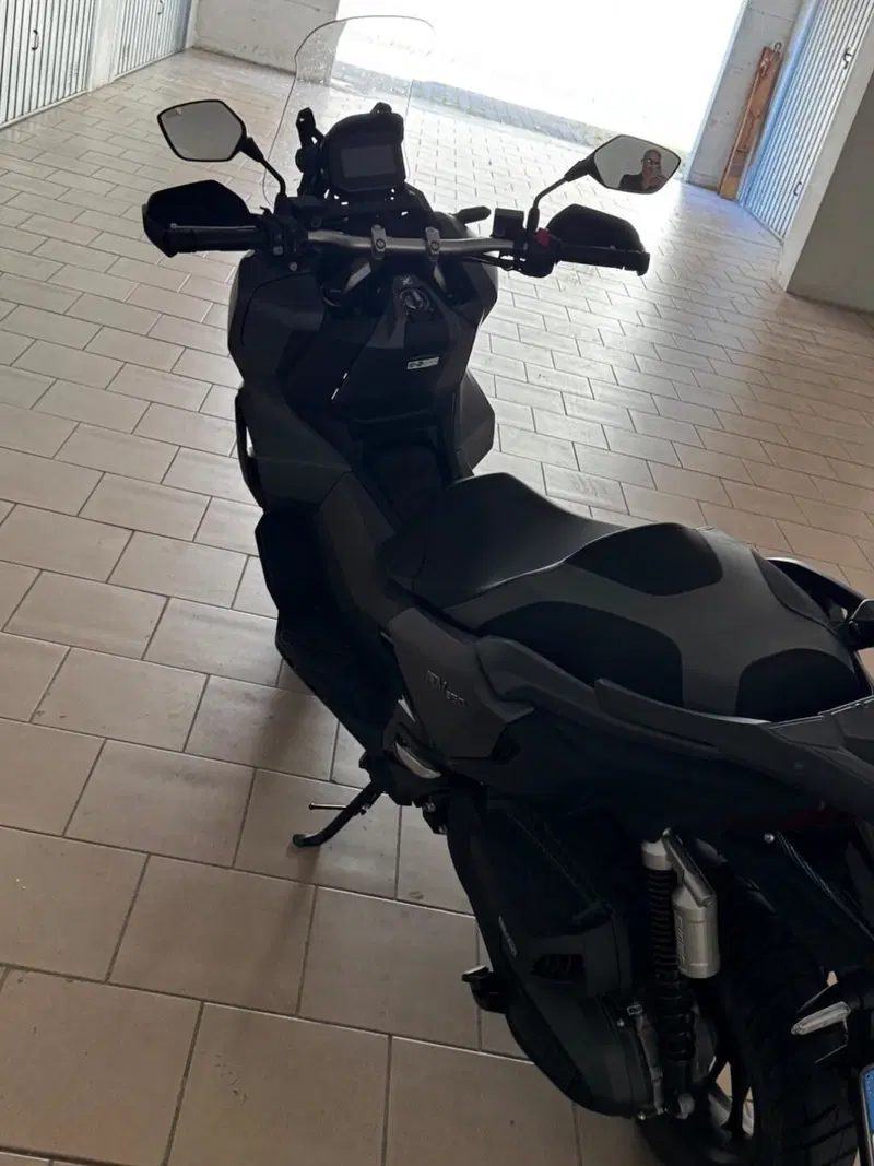 Honda ADV 350 (2022 - 24) (4)