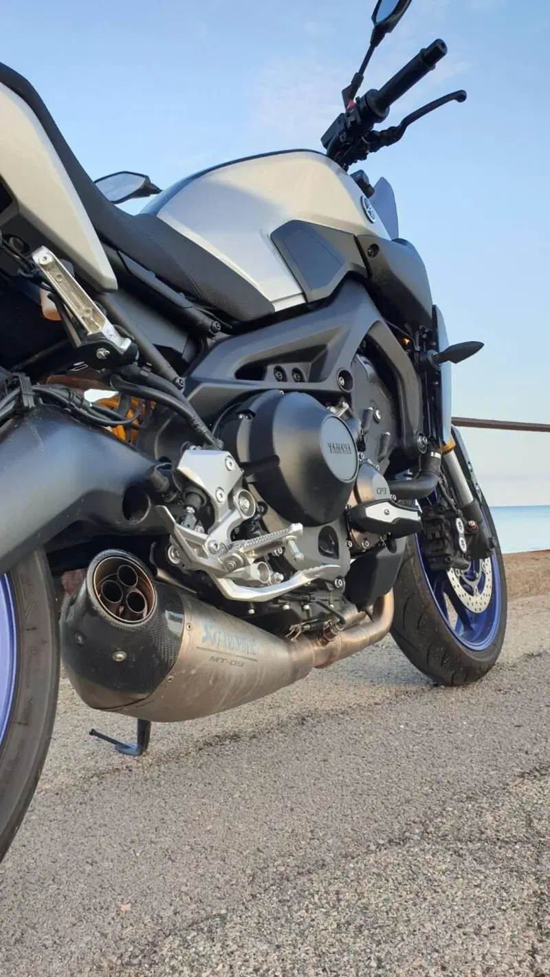 Yamaha MT-09 SP (2018 - 20) (4)