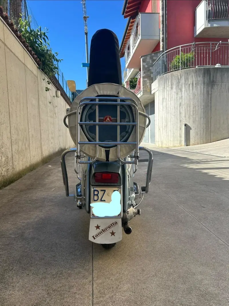 Innocenti Lambretta 125 special  (8)