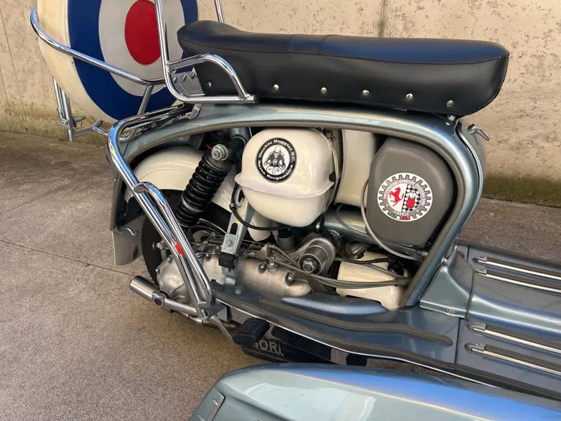 Innocenti Lambretta 125 special  (17)