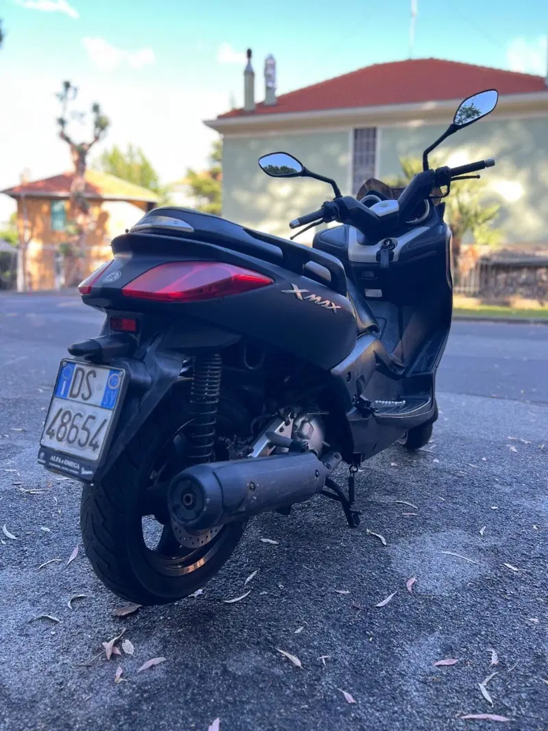 Yamaha X-Max 250 (2010 - 13) (5)