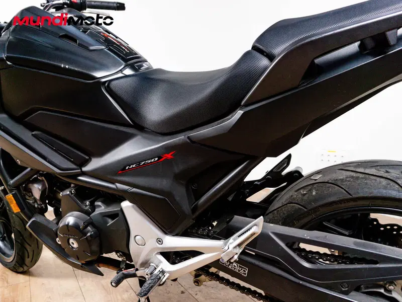 Honda NC 750 X ABS (2014 - 15) (10)