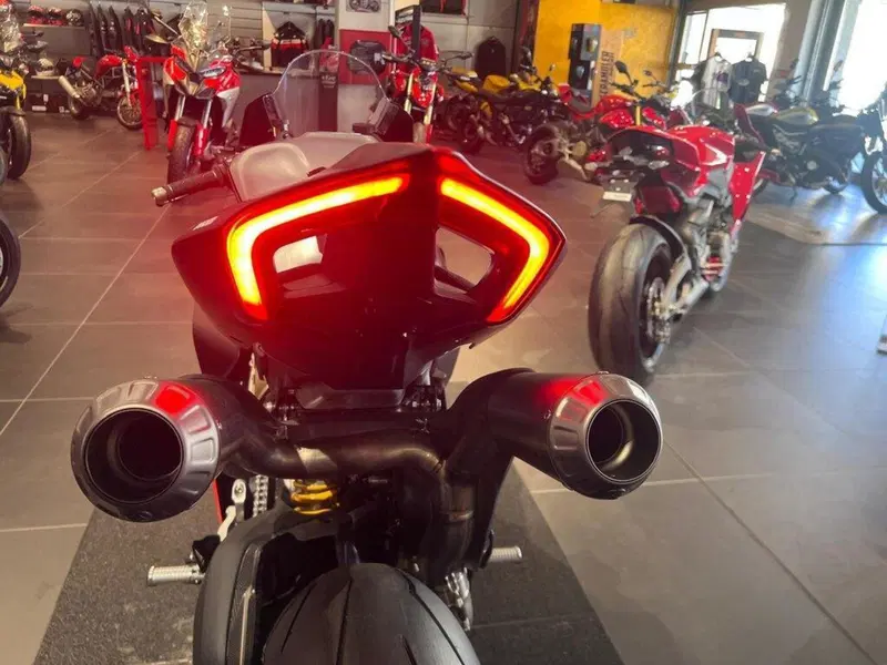Ducati Panigale V4 1100 SP2 (2022 - 23) (8)