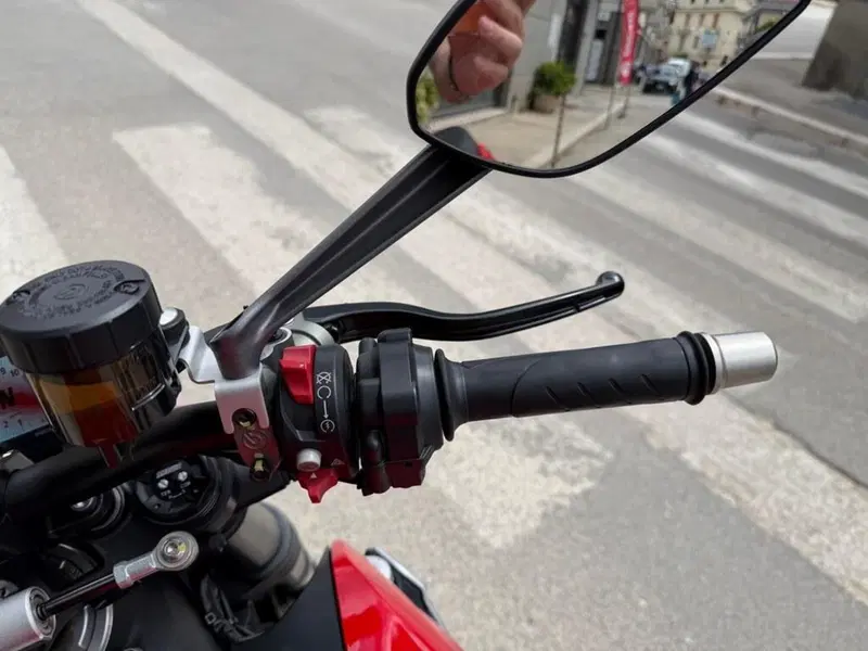 Ducati Streetfighter V2 (2022 - 24) (10)