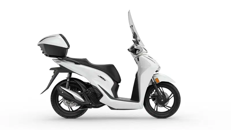 Honda SH 150i (2024 - 25) (3)