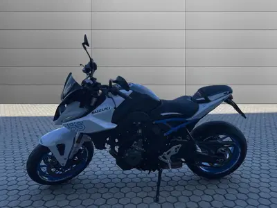 Suzuki GSX-8S (2023 - 24) usata