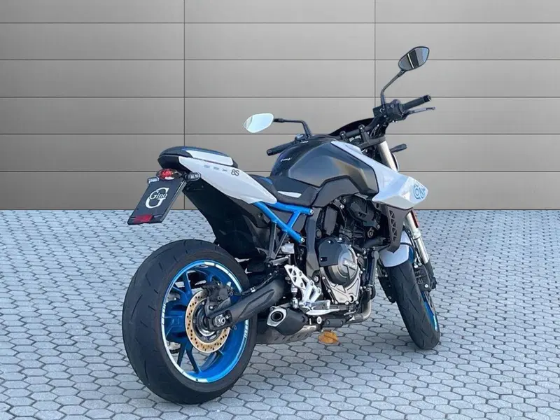 Suzuki GSX-8S (2023 - 24) (8)