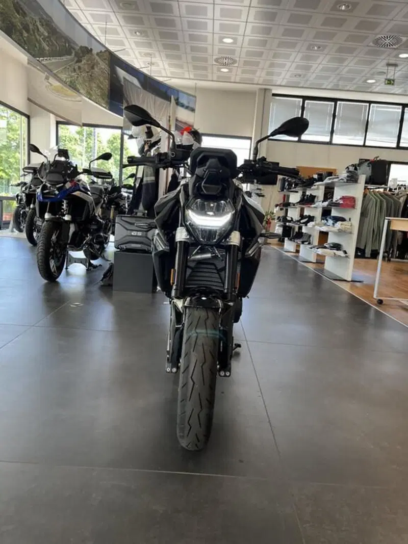 Bmw F 900 R (2025 - 26) (5)