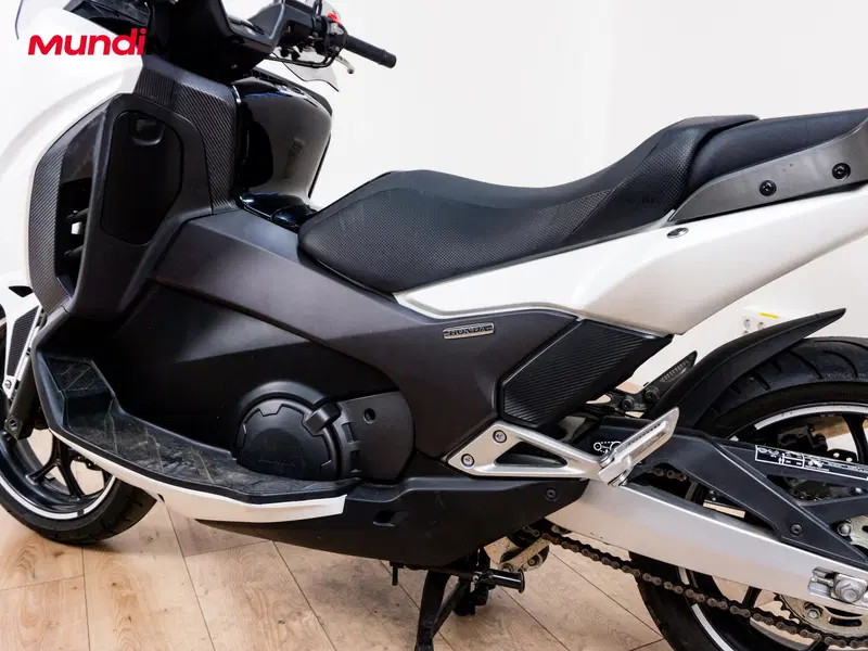 Honda Integra 750 DCT ABS (2014 - 15) (7)