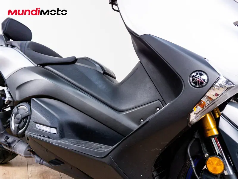Yamaha T-Max 530 SX (2017 - 19) (5)