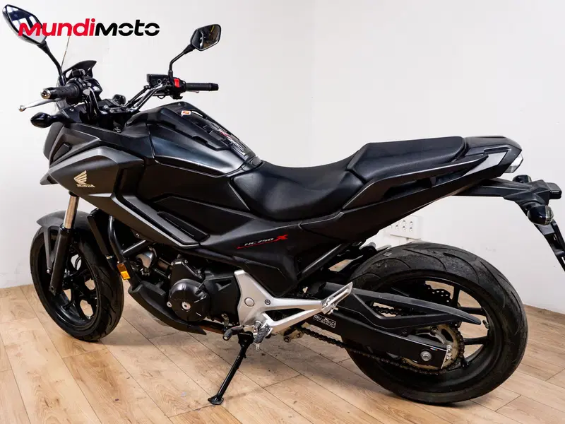 Honda NC 750 X ABS (2014 - 15) (7)