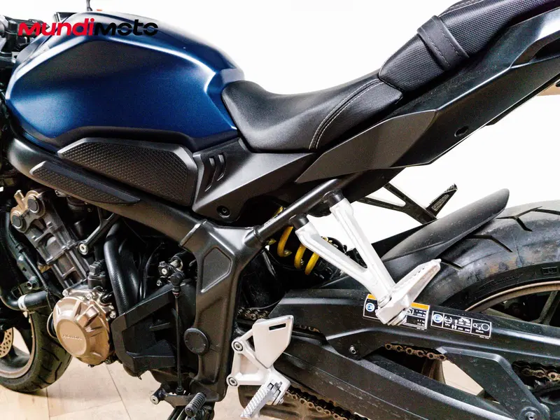 Honda CB 650 R (2024 - 25) (10)