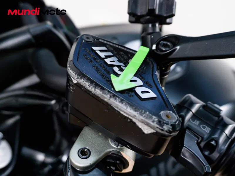 Ducati 1198 (2009 - 12) (11)