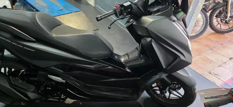 Honda Forza 350 (2022 - 24) (6)