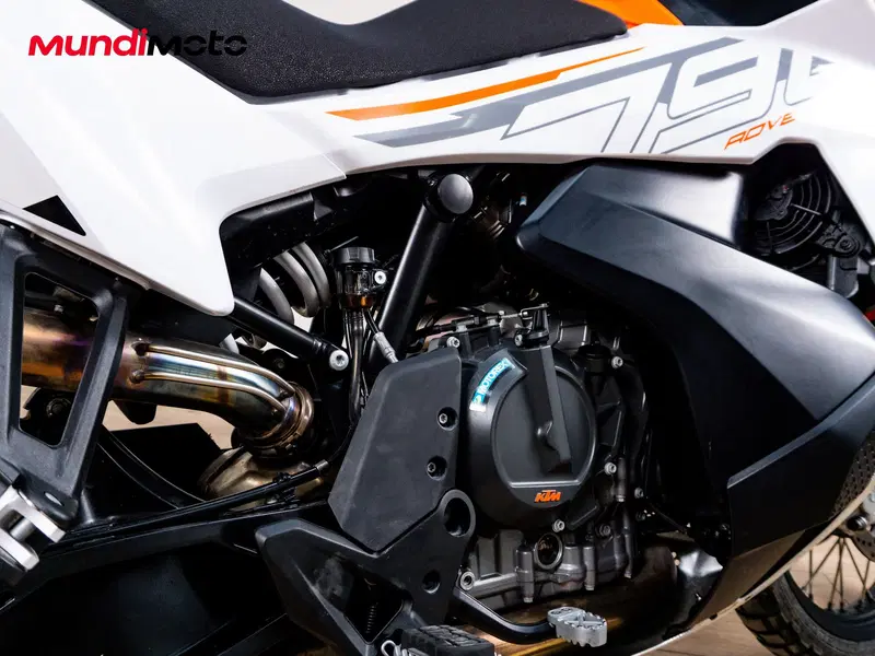 KTM 790 Adventure (2023 - 24) (4)
