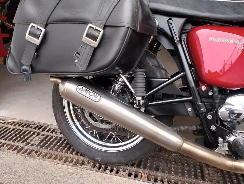 Triumph Bonneville T100 (2008 - 16) (4)